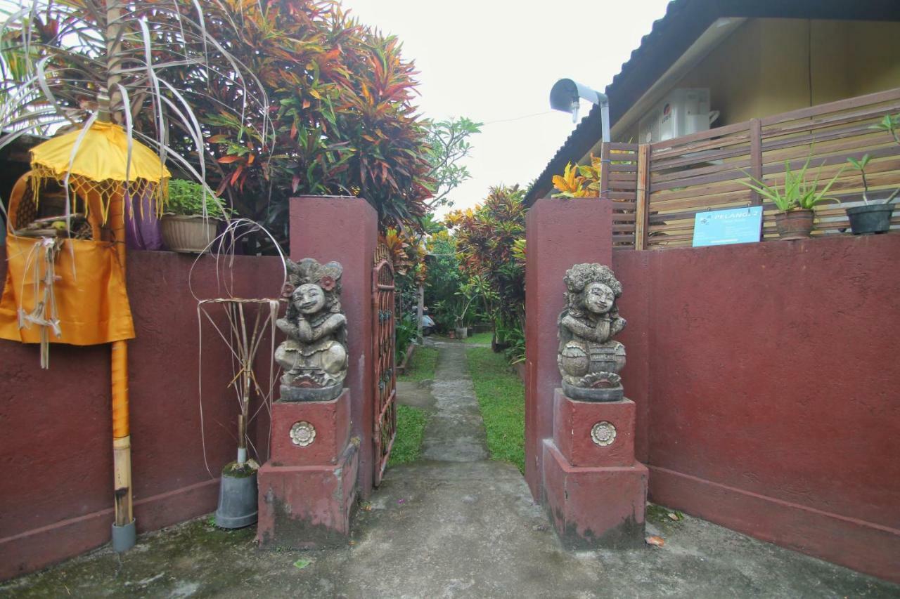 Monka House Hotel Ubud Exterior foto