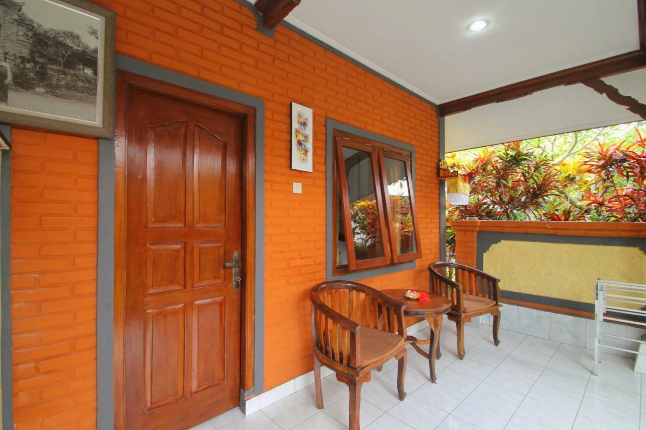 Monka House Hotel Ubud Exterior foto