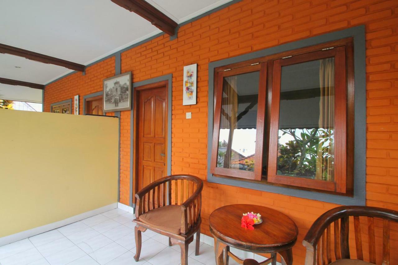 Monka House Hotel Ubud Exterior foto
