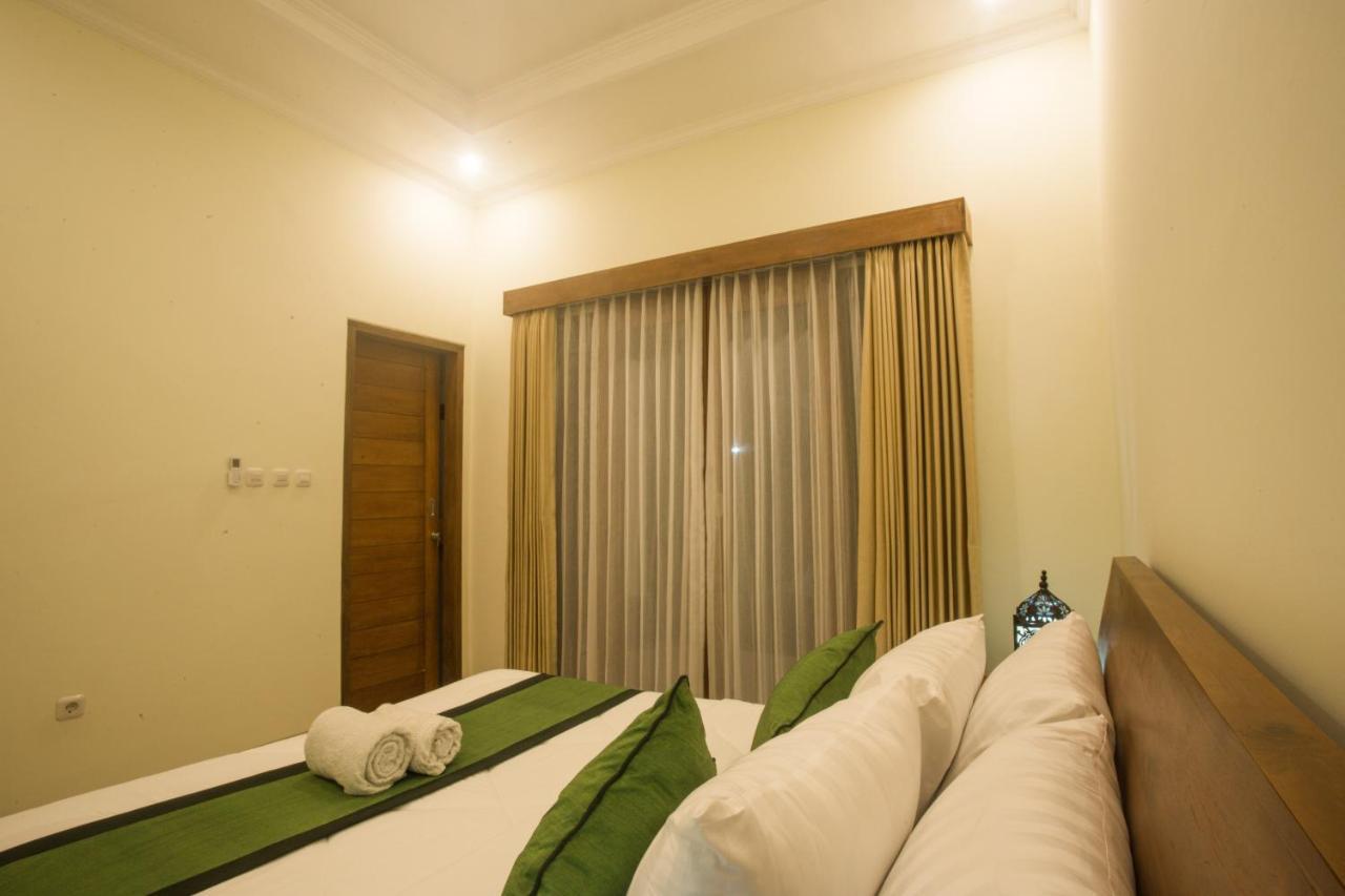 Monka House Hotel Ubud Exterior foto