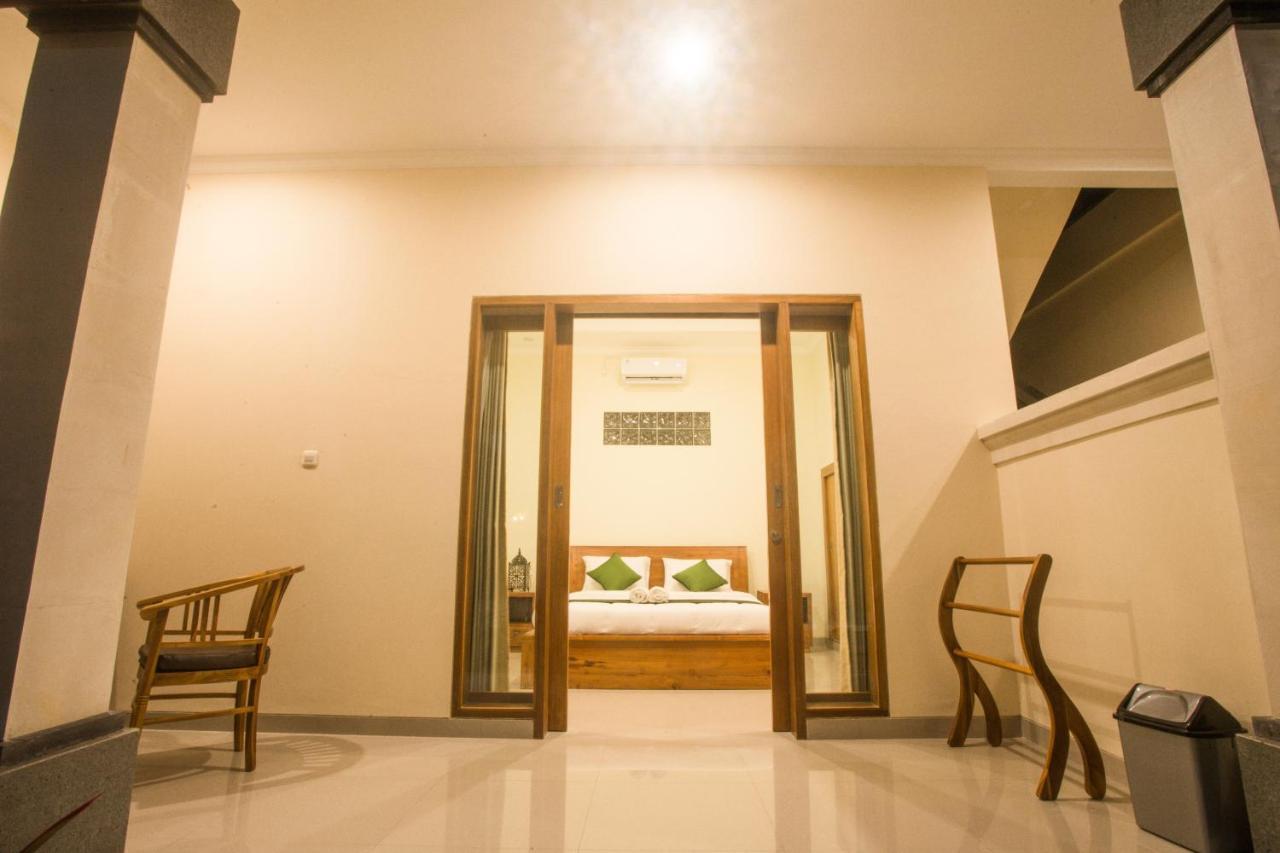 Monka House Hotel Ubud Exterior foto