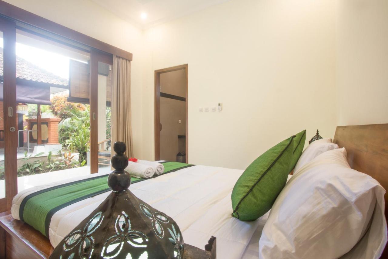 Monka House Hotel Ubud Exterior foto