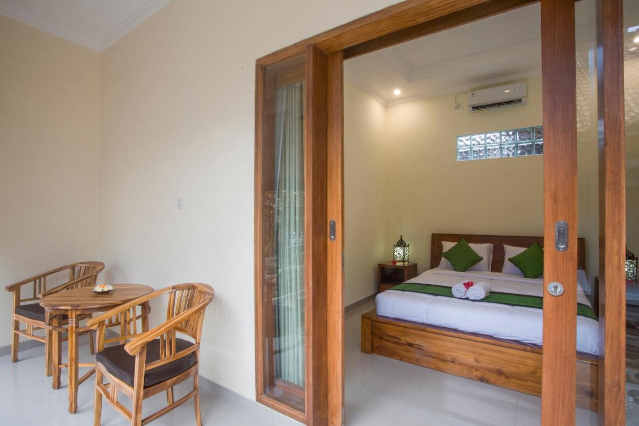 Monka House Hotel Ubud Exterior foto