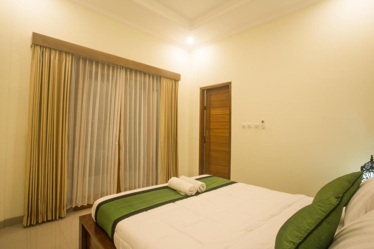 Monka House Hotel Ubud Exterior foto